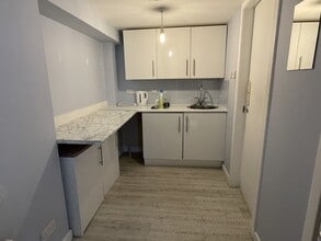 11-13 Scott Skinner Sq, Banchory to rent Interior Photo- Image 2 of 3