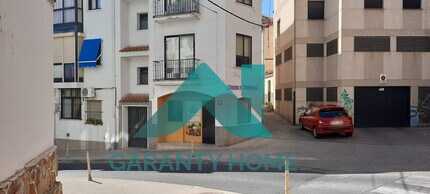 Retail in Cáceres, Cáceres to rent Interior Photo- Image 2 of 5