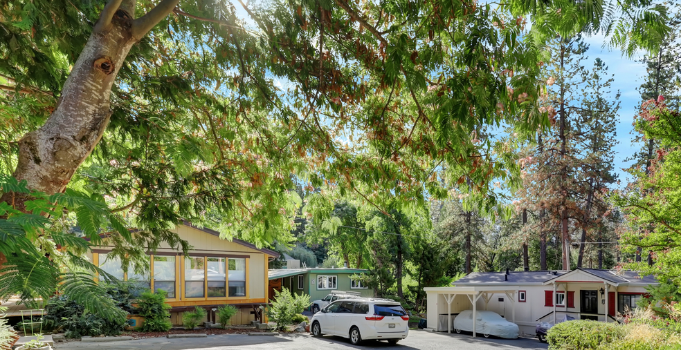 251 Willow Valley Rd, Nevada City, CA for sale - Building Photo - Image 1 of 8