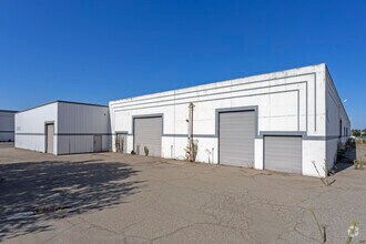 5333 N Cornelia Ave, Fresno, CA for rent Building Photo- Image 1 of 9