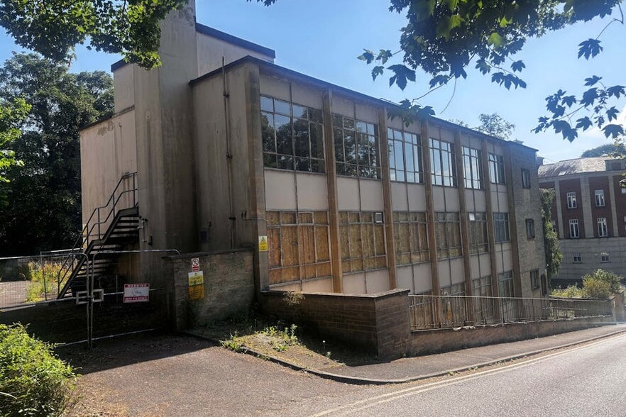 Merrywalks, Stroud for sale - Building Photo - Image 2 of 4