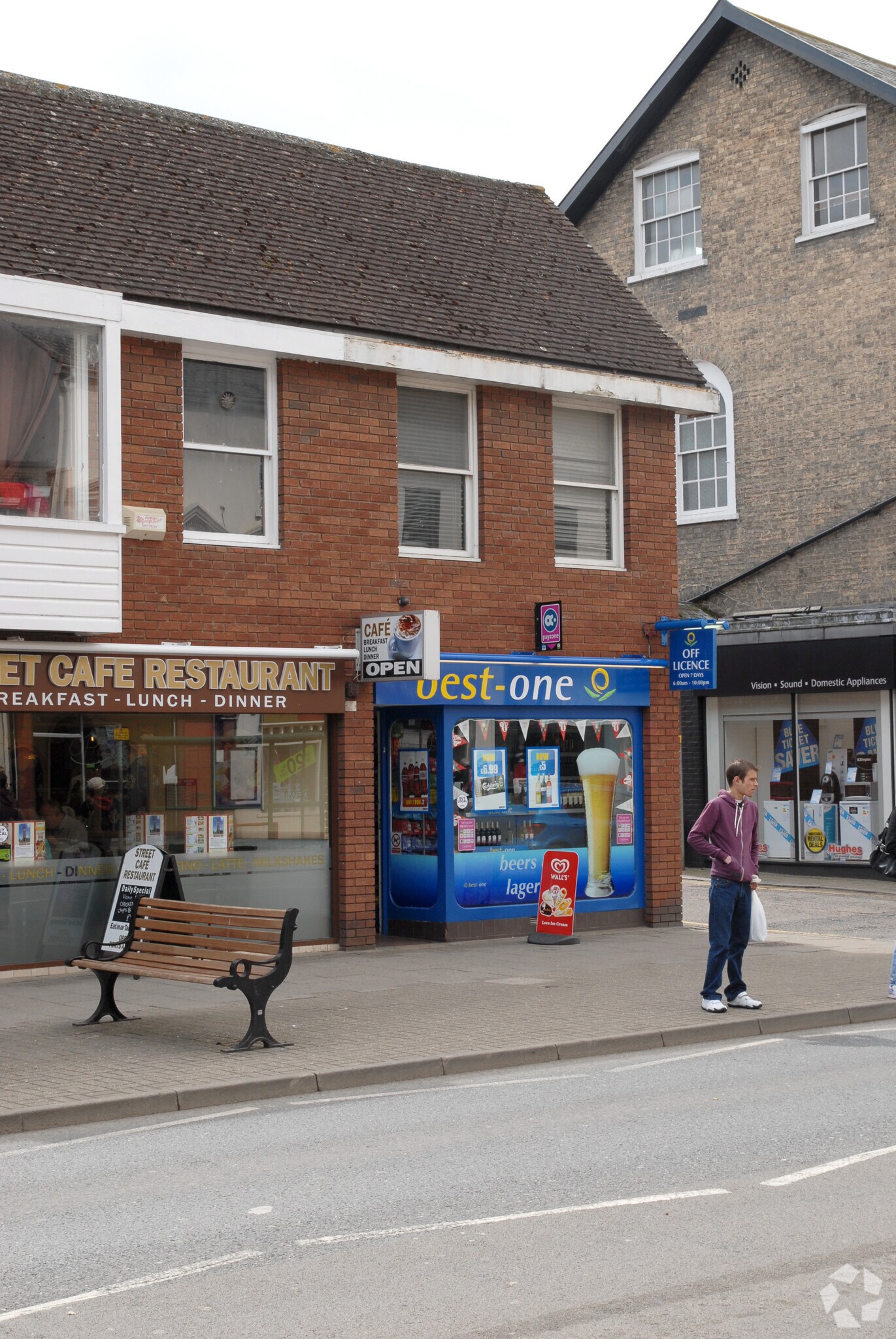 81-83 High St, Newmarket for sale Primary Photo- Image 1 of 1