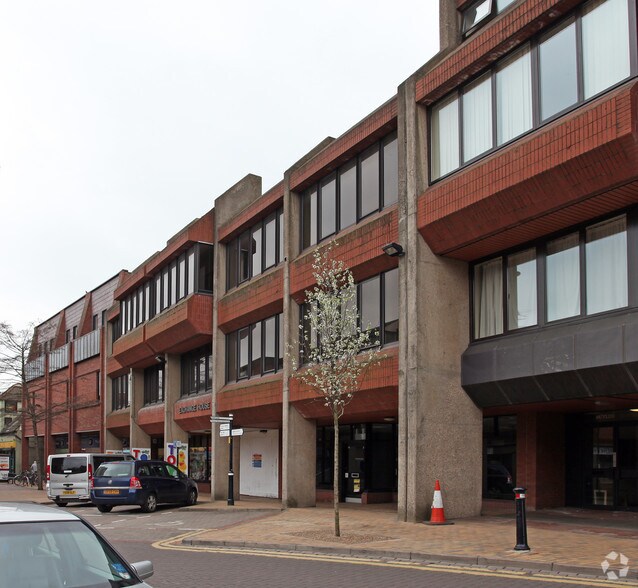 Market St, Maidenhead for sale - Building Photo - Image 1 of 9