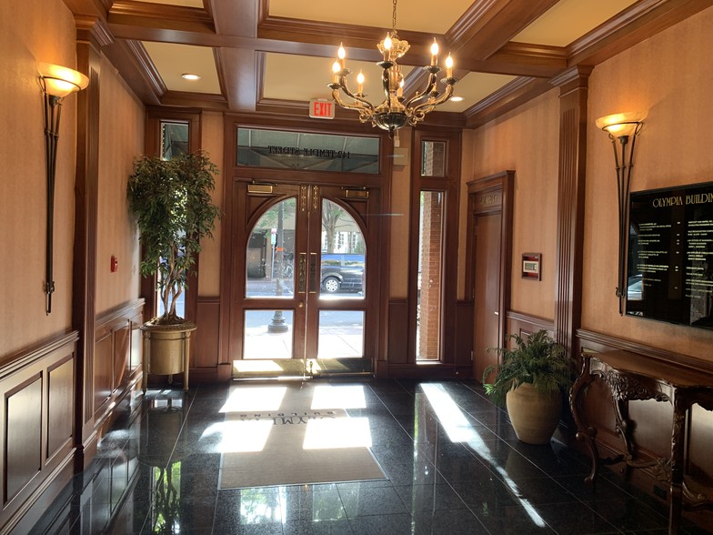 142 Temple St, New Haven, CT for rent - Lobby - Image 2 of 22