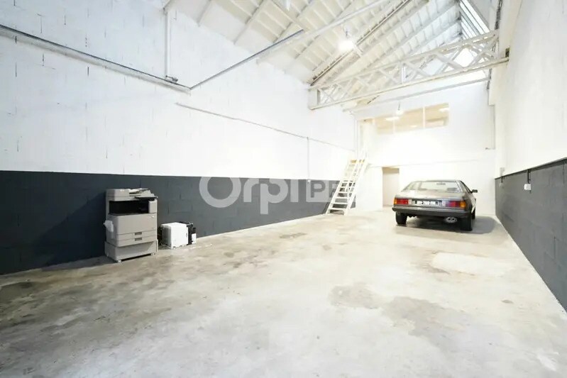 199 Avenue Francis De Pressensé, Vénissieux to rent - Interior Photo - Image 2 of 7