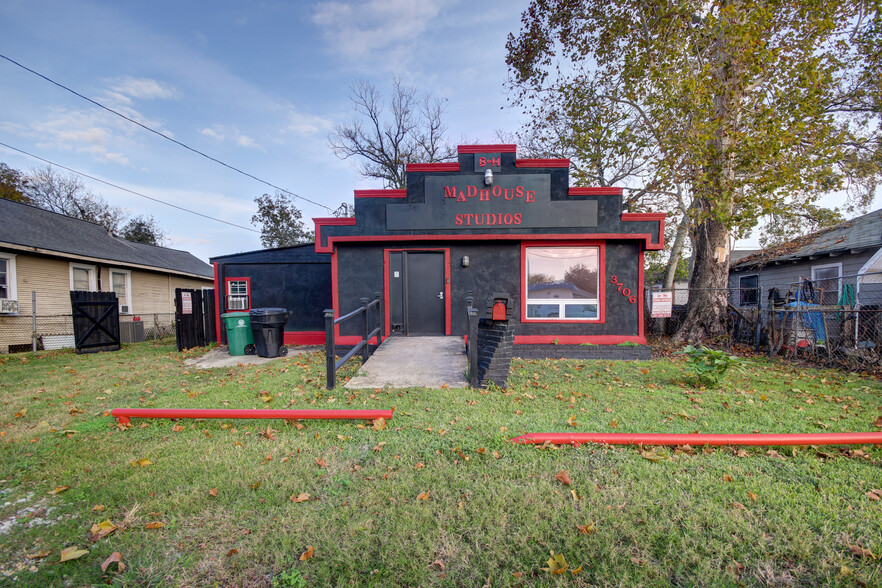 3706 Russell St, Houston, TX for sale - Building Photo - Image 1 of 19