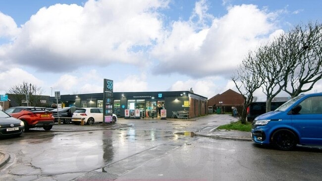 More details for Bracklesham Lane, Chichester - Land for Sale