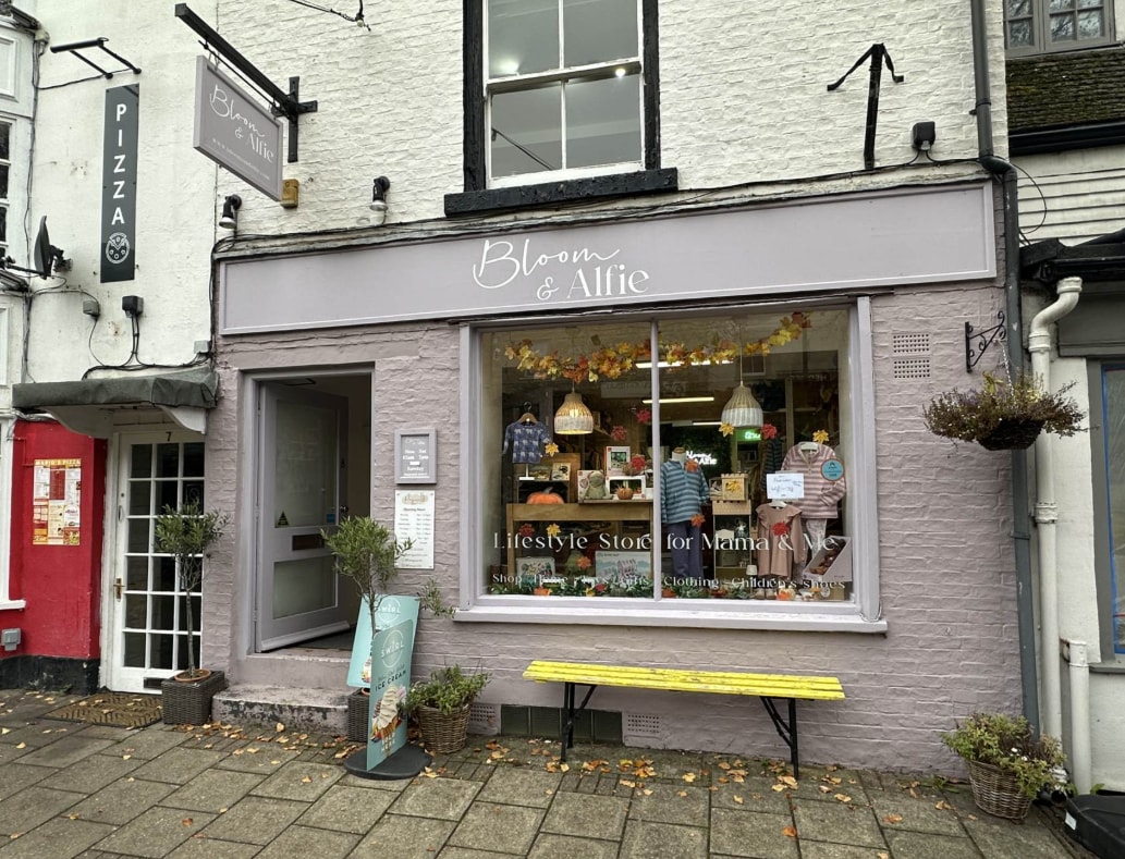 8 Middle Row, Chipping Norton to rent Primary Photo- Image 1 of 6