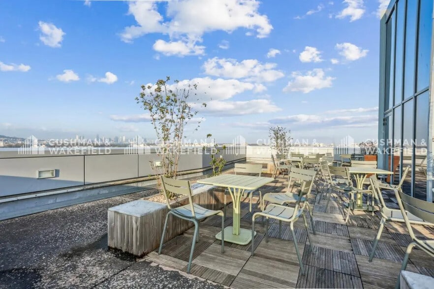 27-33 Quai Alphonse Le Gallo, Boulogne-Billancourt to rent - Building Photo - Image 3 of 19