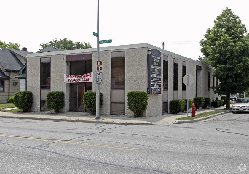 8831 W Greenfield Ave, West Allis, WI for sale - Building Photo - Image 1 of 1