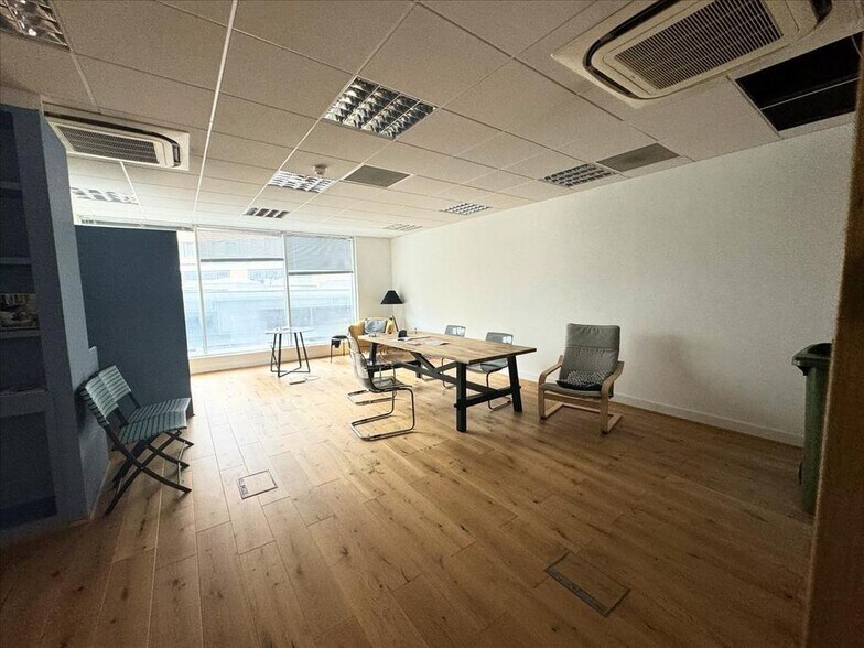 Imperial Rd, London for sale - Interior Photo - Image 1 of 1