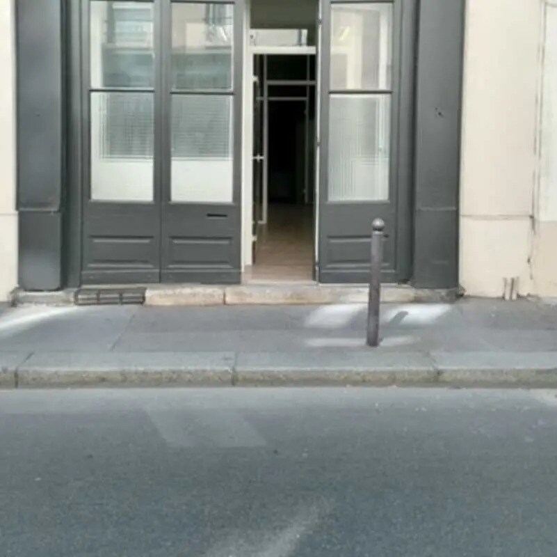 Retail in Paris to rent Building Photo- Image 1 of 6
