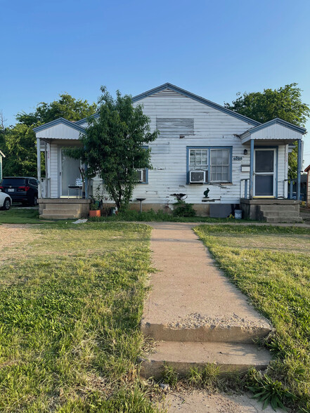 4038 Walker St, Dallas, TX for sale - Primary Photo - Image 1 of 1