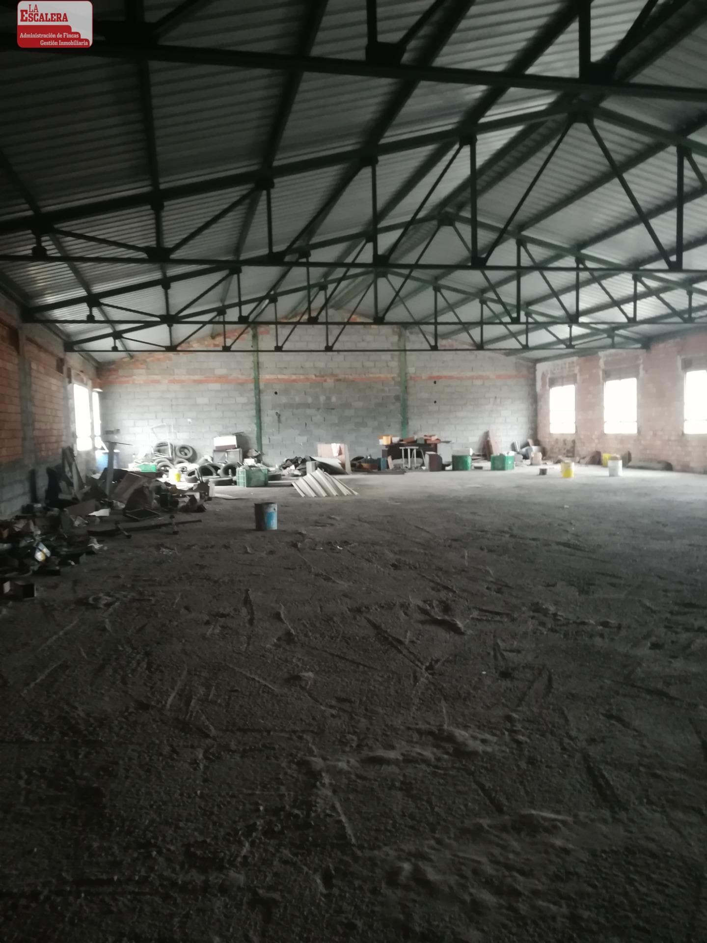 Industrial in Ibi, Alicante to rent Interior Photo- Image 1 of 1