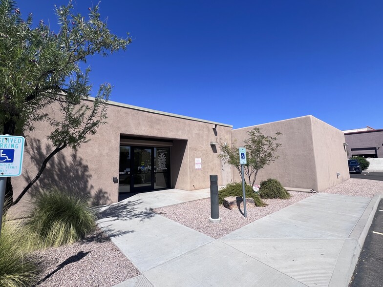 2111 W University Dr, Mesa, AZ for sale - Building Photo - Image 1 of 8