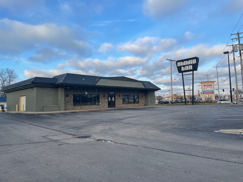 6209 E State Blvd, Fort Wayne, IN for rent - Building Photo - Image 1 of 5