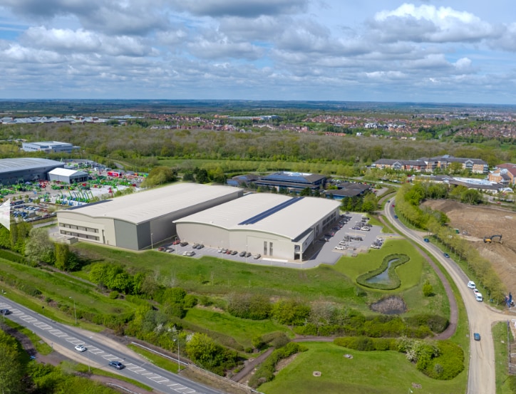 Chalkdell Dr, Shenley Church End to rent - Building Photo - Image 3 of 3