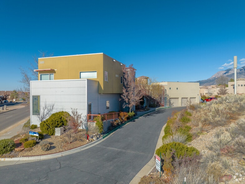 5100 Juan Tabo Blvd NE, Albuquerque 87111 UK