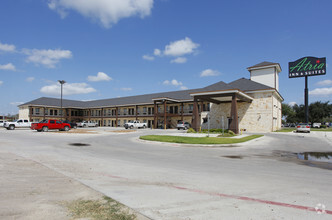 701 N Harborth Ave, Three Rivers, TX for sale Building Photo- Image 1 of 5