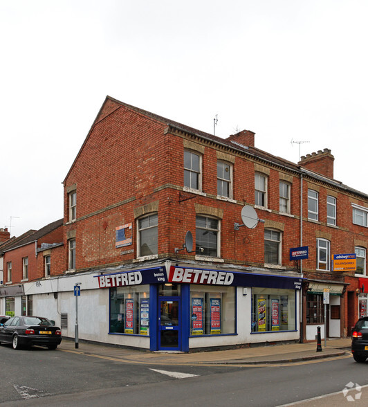 2A Artizan Rd, Northampton for rent - Primary Photo - Image 1 of 3