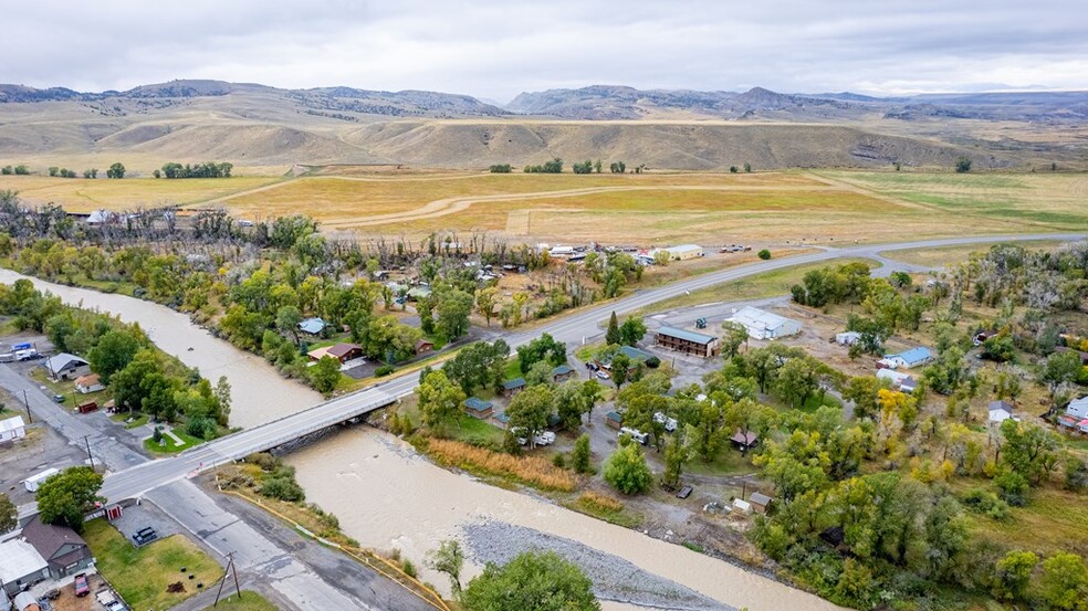 1702 State St, Meeteetse, WY for sale - Aerial - Image 3 of 8