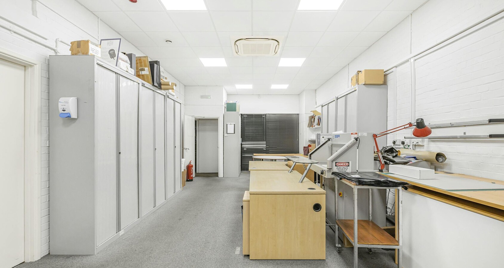 472 Hackney Rd, London, LND E2 9EQ - Unit 1 -  - Interior Photo - Image 2 of 4