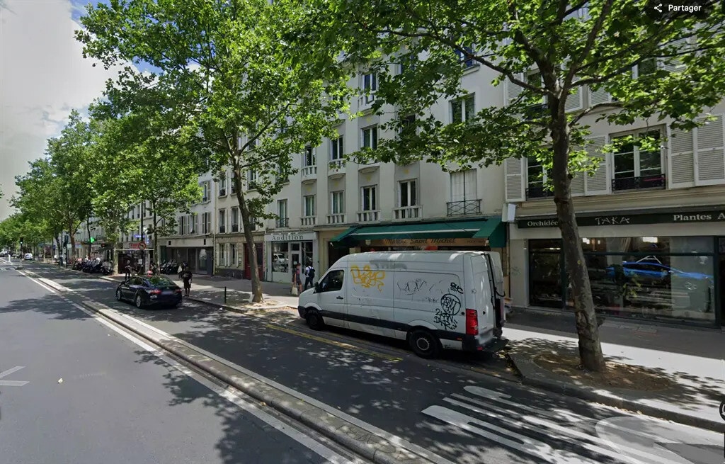 Location Commerce 60 m² - Photo 1