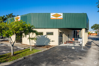 5626 Enterprise Pky, Fort Myers, FL for sale Primary Photo- Image 1 of 1