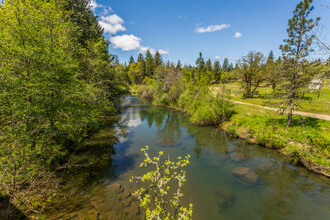 48600-48650 US-101, Laytonville, CA for sale Building Photo- Image 1 of 66