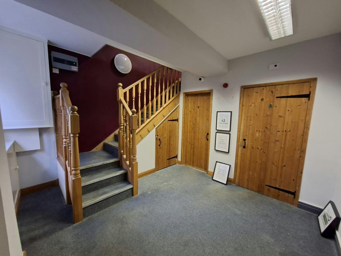 Roadside Ct, Macclesfield to rent Interior Photo- Image 1 of 5