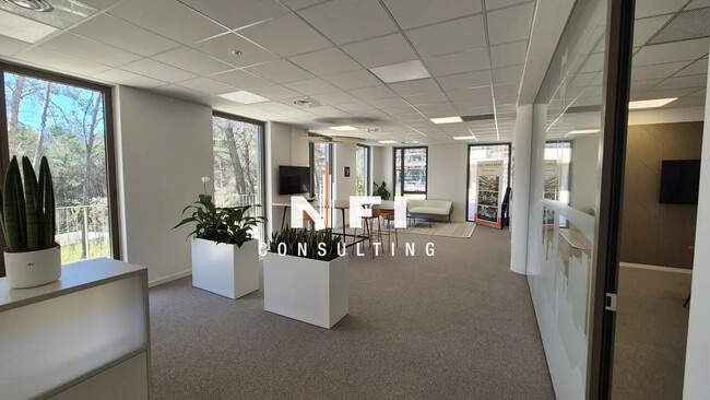 Location Bureaux 290 m²