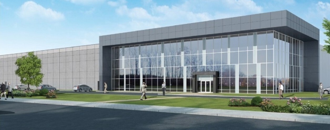 2675 Steeles Ave W, Brampton, ON to rent Primary Photo- Image 1 of 3