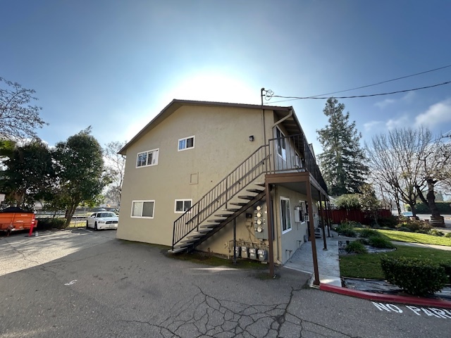 4458 Pleasanton Ave, Pleasanton, CA for sale - Building Photo - Image 2 of 5