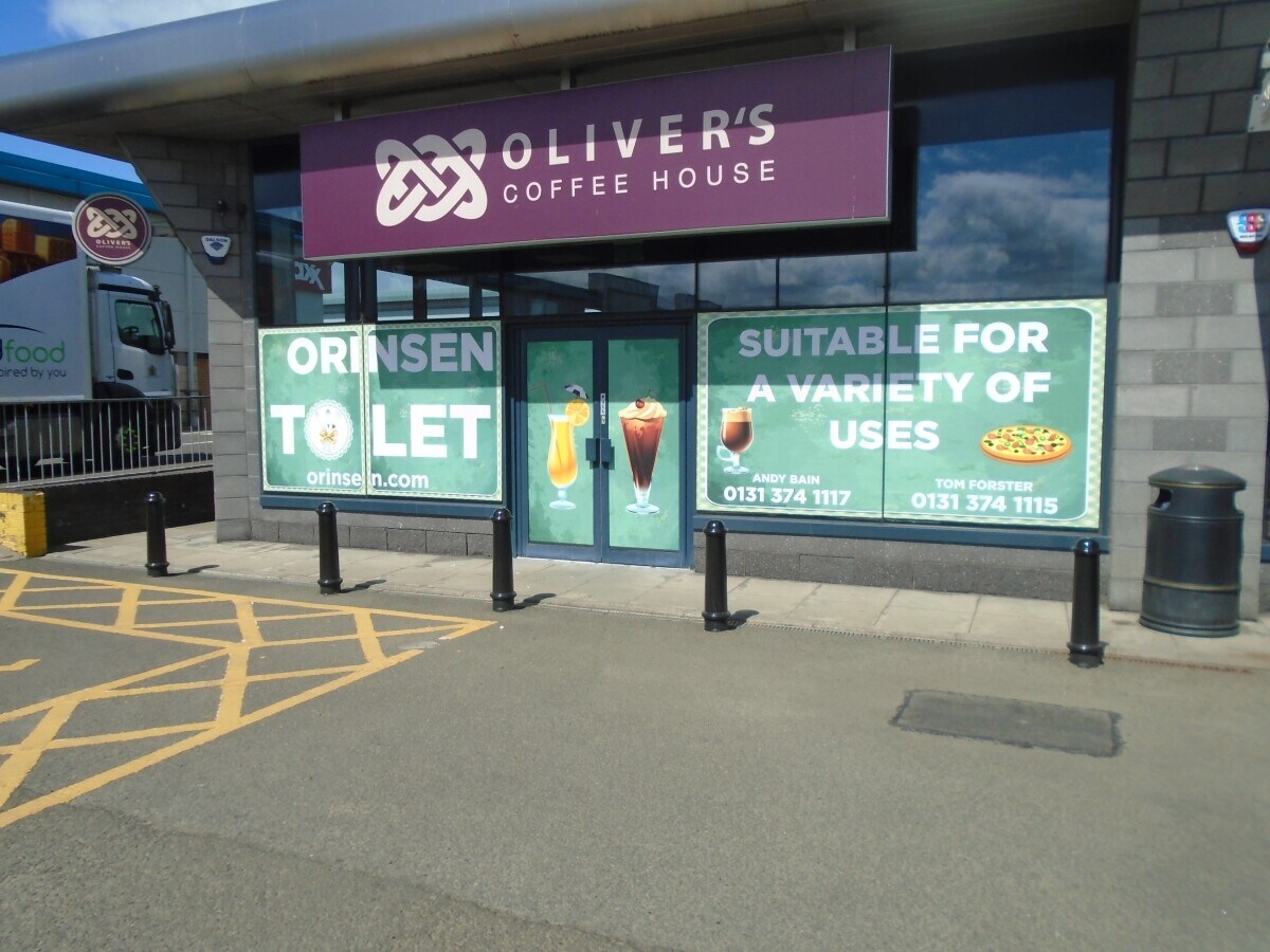 Straiton Mains, Loanhead, EH20 9PW UK