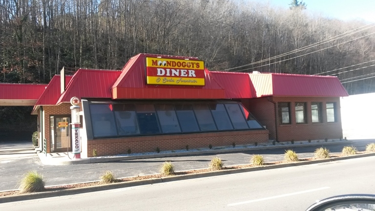 909 N Main St, Marion, NC for sale - Primary Photo - Image 1 of 1