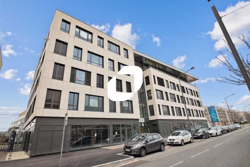 Office in Vénissieux to rent Building Photo- Image 1 of 8
