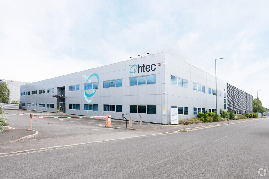 George Curl Way, Southampton for sale - Primary Photo - Image 1 of 1