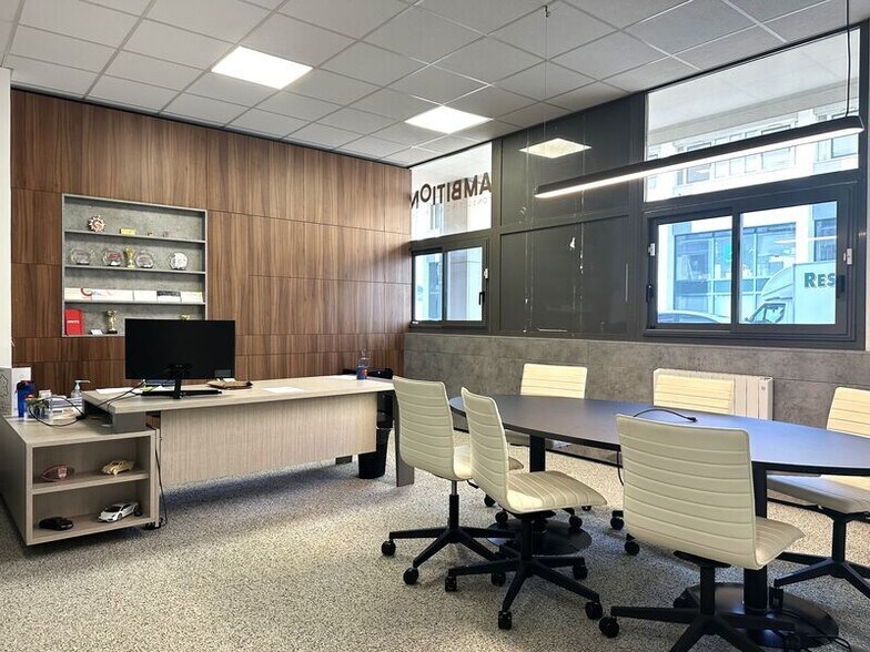 Office in Villeurbanne to rent - Interior Photo - Image 3 of 7