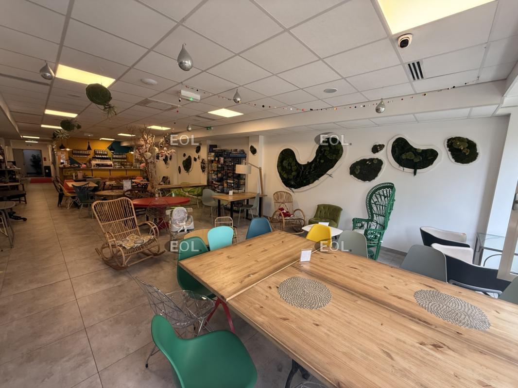 Office in Champigny-sur-Marne for sale Interior Photo- Image 1 of 8
