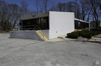 111 N Country Rd, Port Jefferson, NY for sale Building Photo- Image 1 of 8