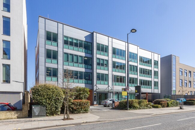 More details for 34 Clarendon Rd, Watford - Office to Rent