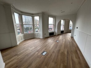 24 Station Parade, Harrogate to rent Interior Photo- Image 2 of 7