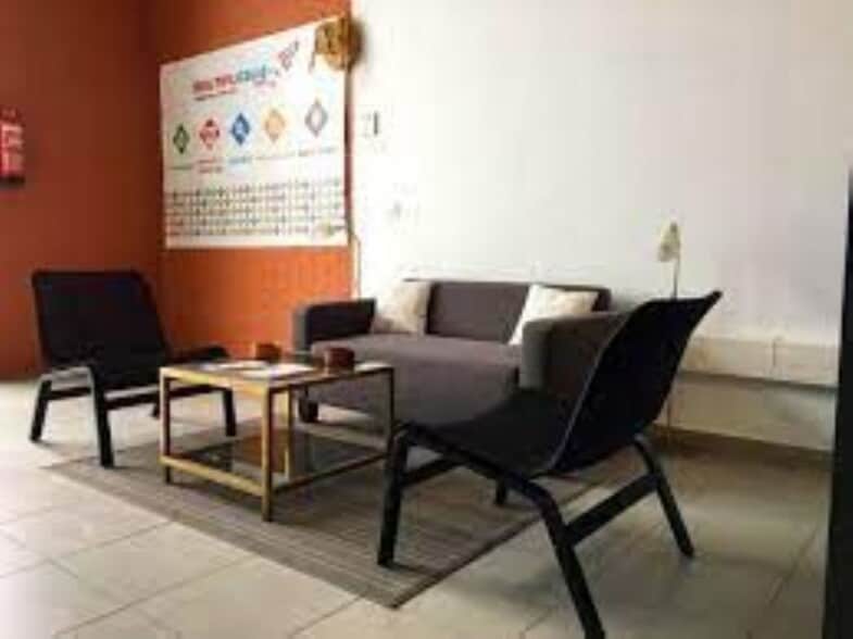 Calle Luis Fuentes Bejarano, 9, SEVILLA, Sevilla to rent - Building Photo - Image 3 of 6