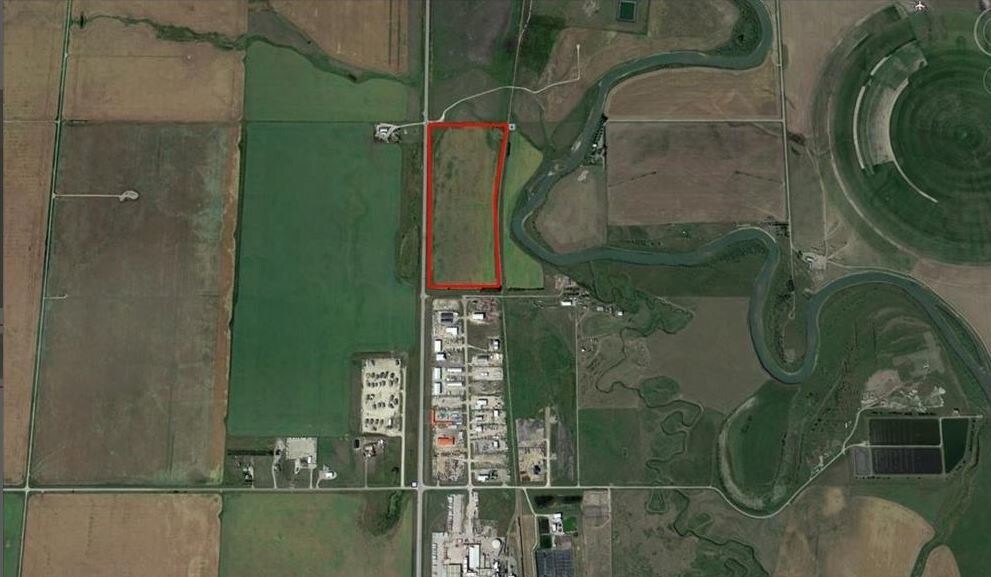 450888 Hwy 2 A, Aldersyde, AB Land for Sale UK