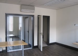 58 Duke St, Darlington to rent - Interior Photo - Image 2 of 5