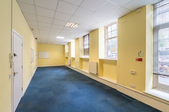 125 Mcdonald Rd, Edinburgh to rent Interior Photo- Image 2 of 8