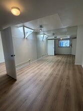 984 Monument St, Pacific Palisades, CA to rent Interior Photo- Image 1 of 9