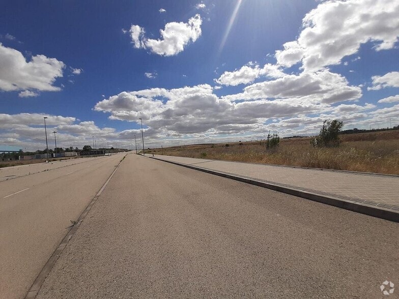Land in Fuenlabrada, Madrid for sale - Primary Photo - Image 1 of 3