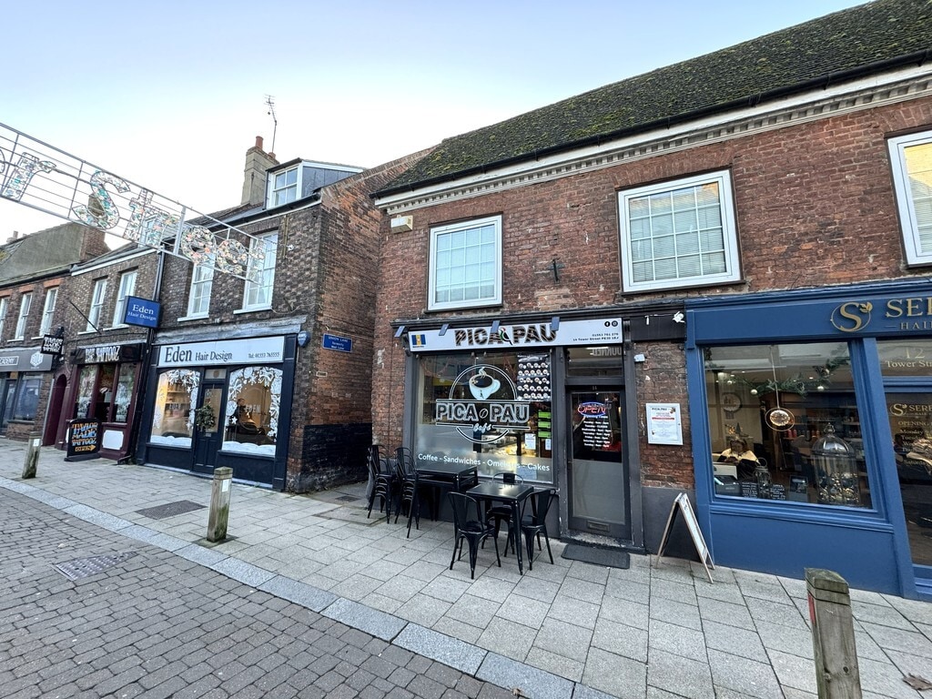 14 Tower St, King's Lynn to rent Building Photo- Image 1 of 2