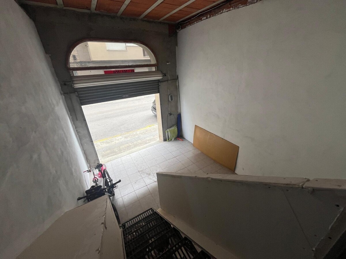 Igualada, BAR 08700 - Unit - -  - Interior Photo - Image 2 of 10
